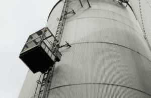 Bigfoot Crane Company single car personnel hoist.