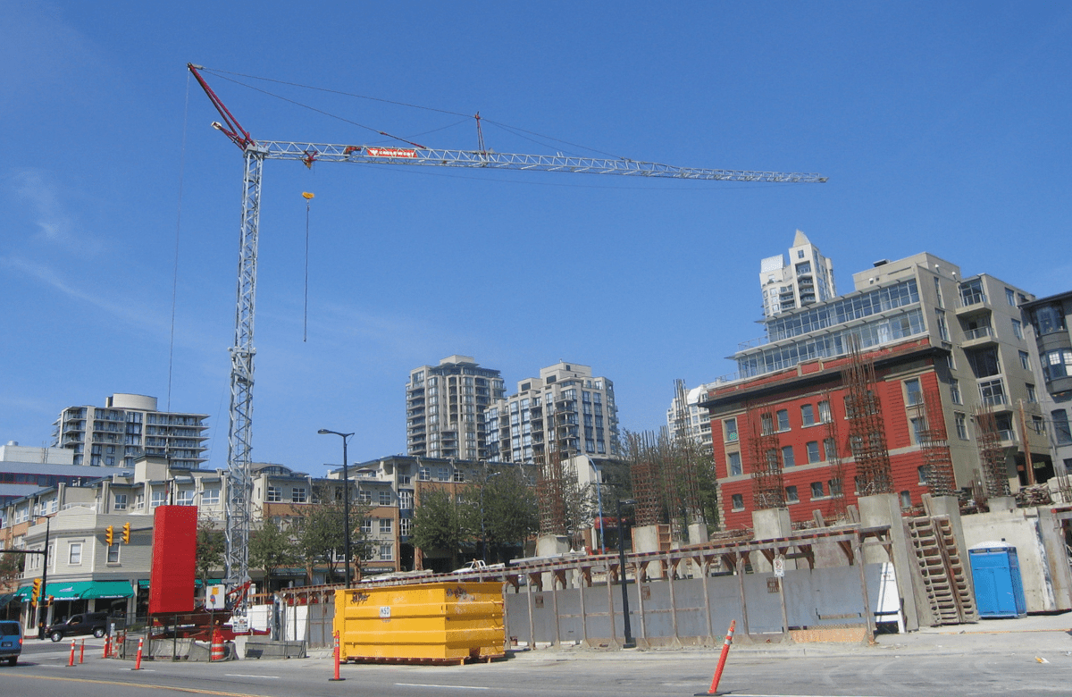 2006 Koenig K72 self-erecting tower crane available for purchase.