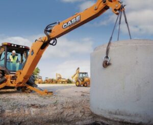 Qualified riggers performing a controlled lift on a construction site, demonstrating proper civil rigging terminology, sling selection, and underhook attachment setup to ensure safe and compliant lifting operations.